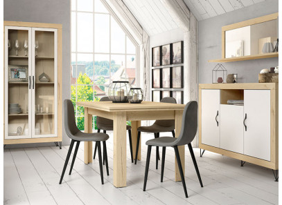 salón con mesa