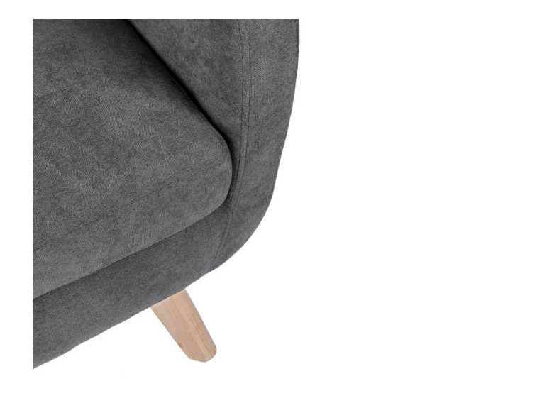 Butaca moderna con patas de madera