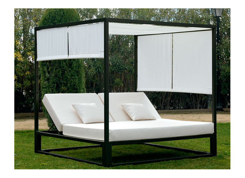cama doble de exterior