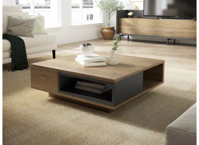 Mesa de centro cuadrada para salón o comedor en Madrid