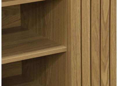consola con patas de madera