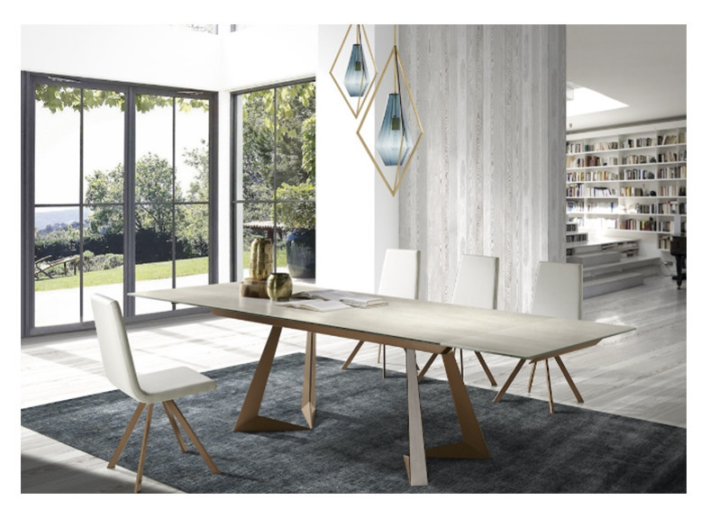 Mesa moderna en valencia.