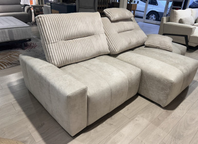 Sofá deslizante y respaldos reclinables Joel de Acomodel al mejor precio solo en Muebles Intermobel