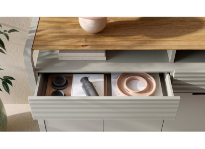 Aparador de madera lacado de Grupo Seys Berna en Muebles Intermobel, Valencia