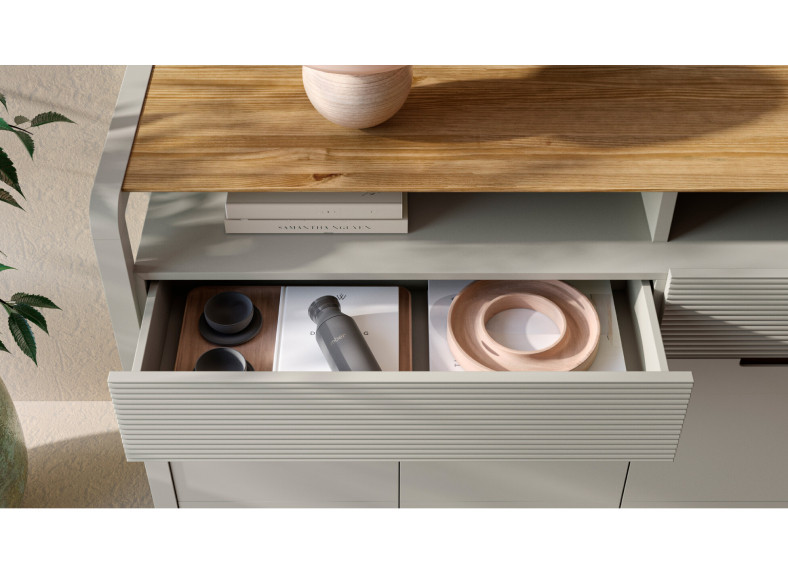 Aparador de madera lacado de Grupo Seys Berna en Muebles Intermobel, Valencia