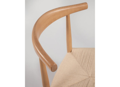 Silla de madera y cuerda estilo minimalista en Muebles Intermobel, Valencia