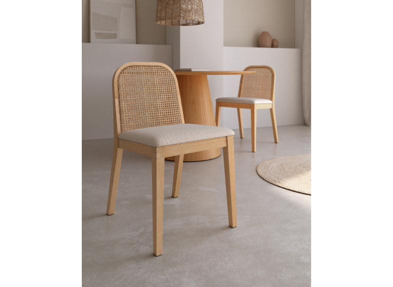 Silla de madera semitapizada con ratán en Muebles Intermobel, Valencia