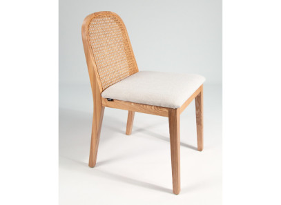 Silla de madera semitapizada con ratán en Muebles Intermobel, Valencia