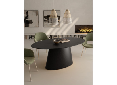 Mesa de comedor ovalada de mader Namib de Bogal en Muebles Intermobel, Valencia