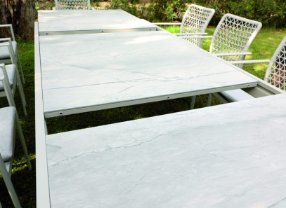 Pack de mesa y sillas para exterior Verona de Arkimueble