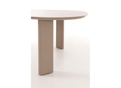 Mesa de comedor de diseño de gran formato para exterior Paula de GDeco en Valencia