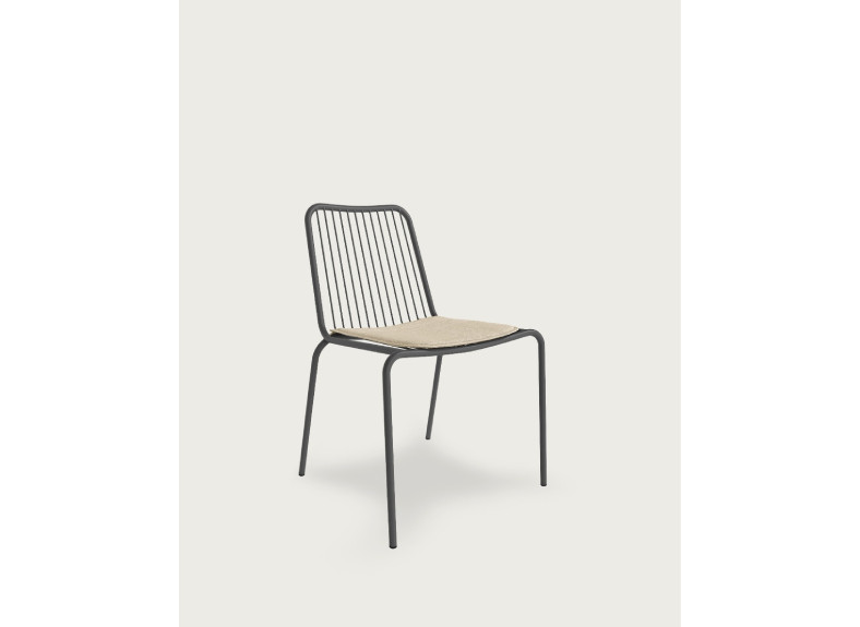 Mesa metálica para exterior en Valencia | Muebles Intermobel®
