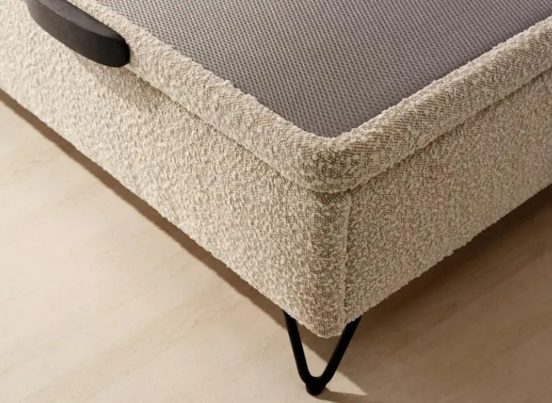 Canapés tapizados con patas en Valencia | Muebles Intermobel