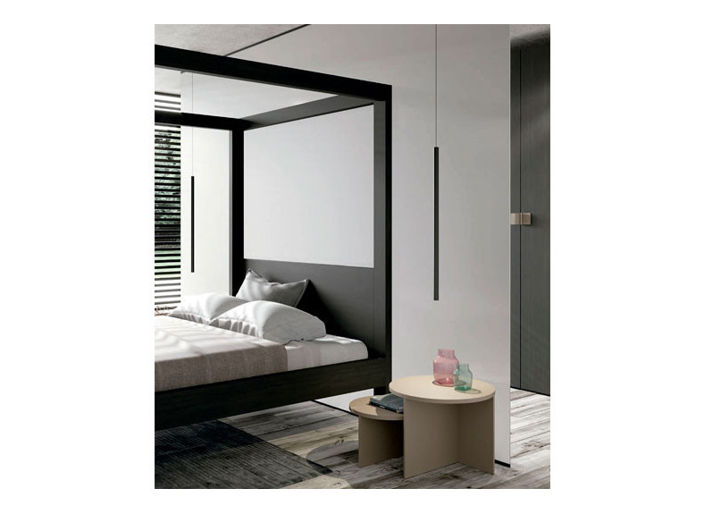 Cama matrimonio con dosel en Muebles Valencia